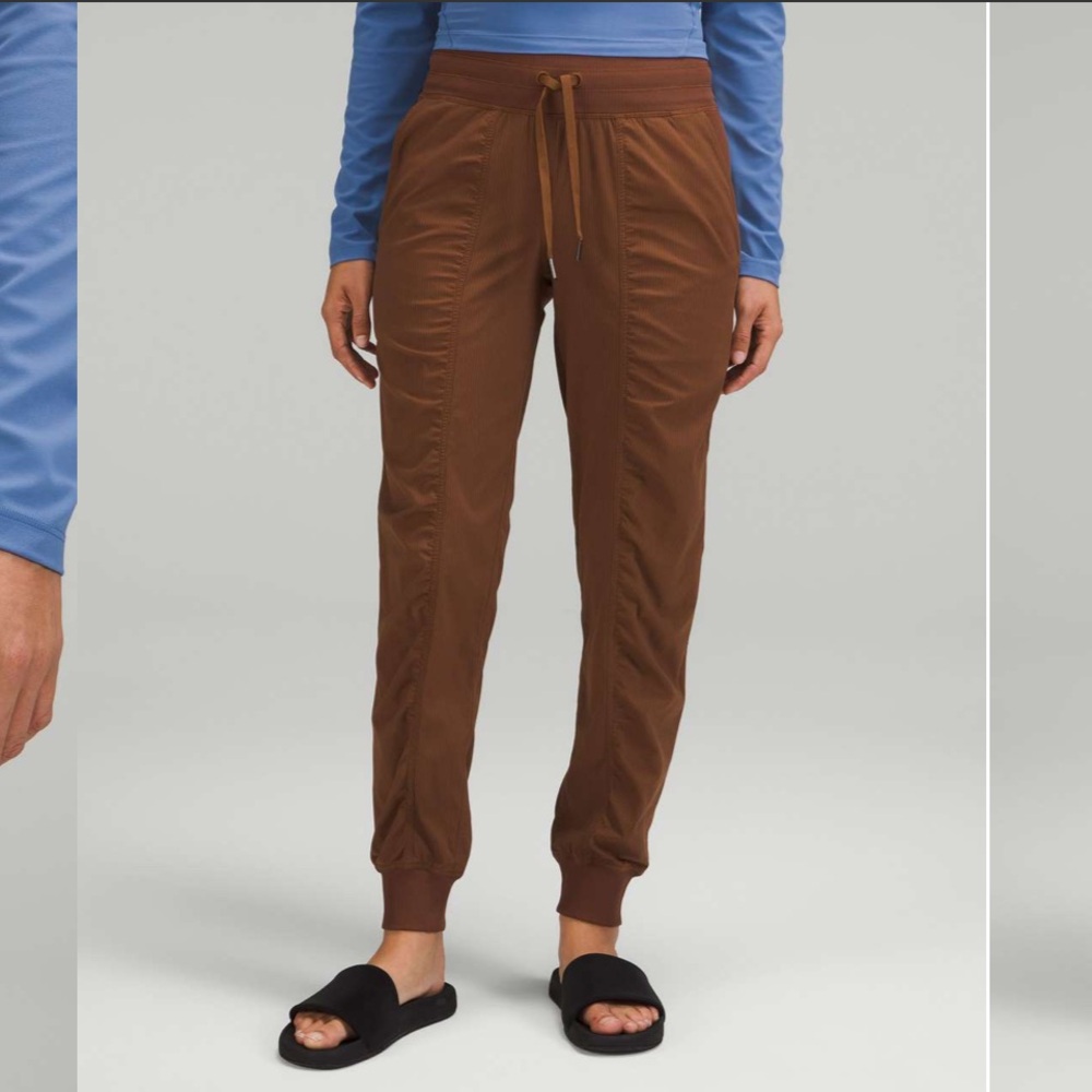NWT 🍋 Lululemon Roasted Brown Dance Studio Mid Rise Jogger Size 4